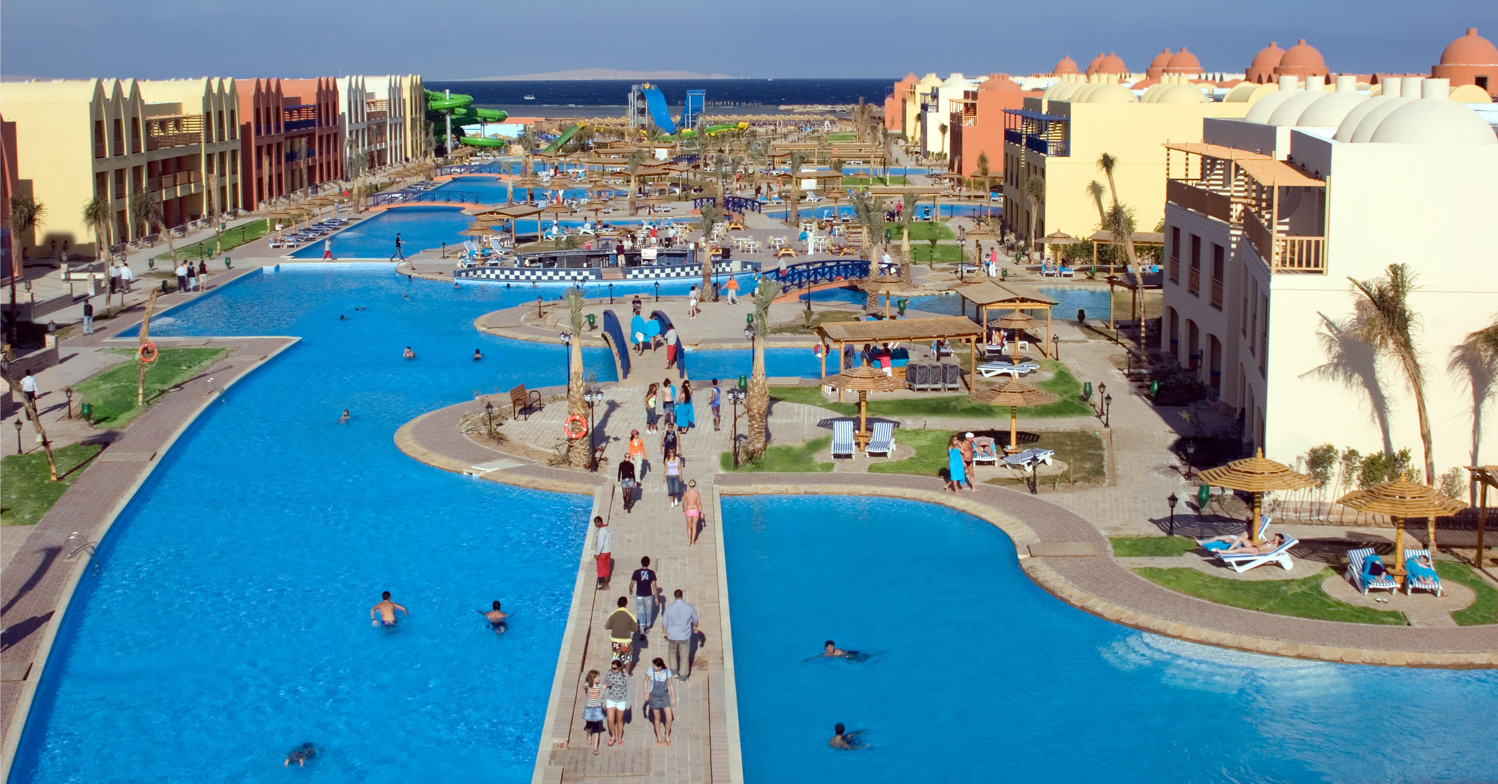 Titanic Beach - Families And Couples Only Hurghada Exterior foto El Alamein